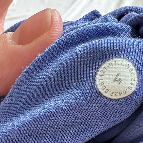 Lululemon high waist yoga Pilates periwinkle blue size 4 ankle leggings - Picture 8 of 8